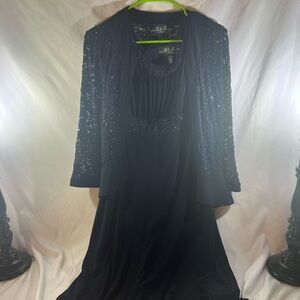 Chic Long Sleeve Navy Dress with Lace Overlay